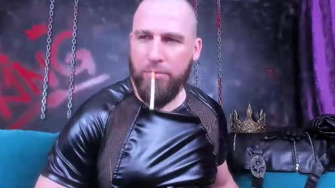 Snapshot of armandosteel chatting on 11.05.25 Armando online show from 11.05.25