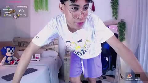 Snapshot of armondx_parkr chatting on 09.23.25 armond online show from 09.23.25