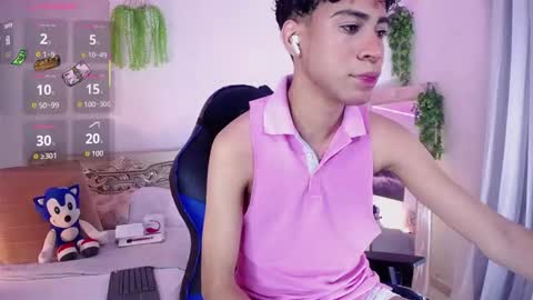 Snapshot of armondx_parkr chatting on 10.05.25 armond online show from 10.05.25