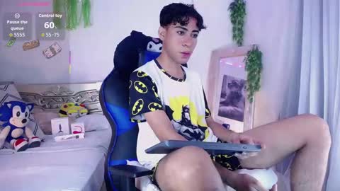 Snapshot of armondx_parkr chatting on 10.10.25 armond online show from 10.10.25