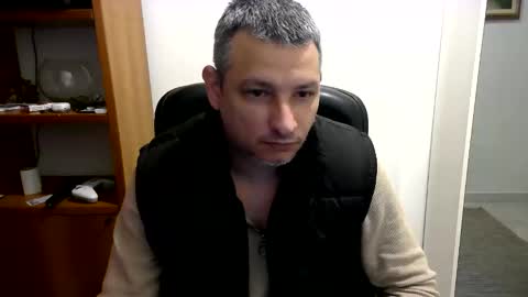 Snapshot of armorkill1986 chatting on 11.17.25 Armorkill online show from 11.17.25