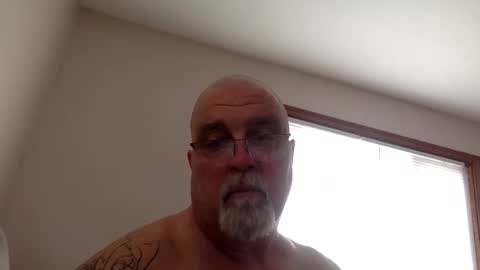 Snapshot of armyguy5311 chatting on 02.17.26 armyguy5311 online show from 02.17.26