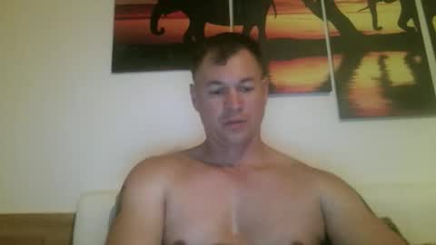 armyskater32 online show from 09.09.25