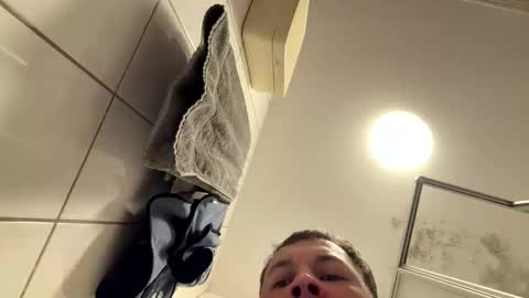 armyskater32 online show from 02.22.26