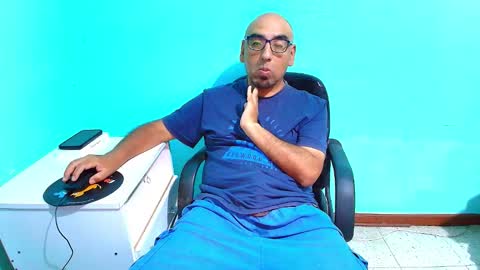 arnelux72 online show from 02.08.26