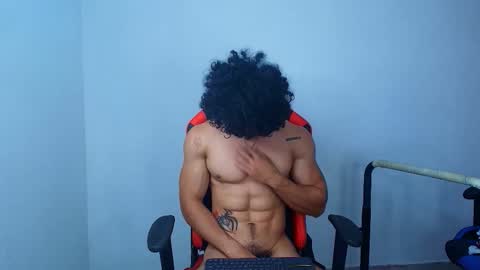 Snapshot of arnold_black69 chatting on 09.20.25 arnold black online show from 09.20.25