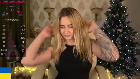 AROLINA online show from 12.19.24