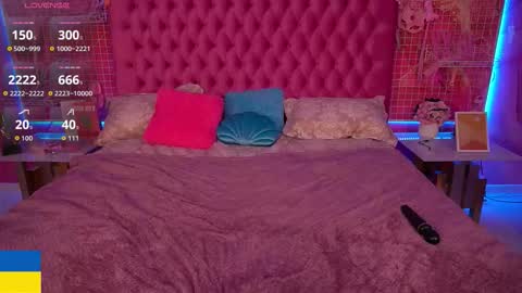 AROLINA online show from 11.21.25