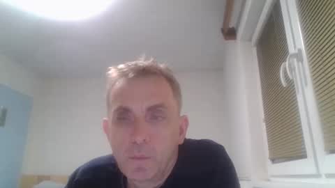 Snapshot of aromannn chatting on 11.12.25 aromannn online show from 11.12.25