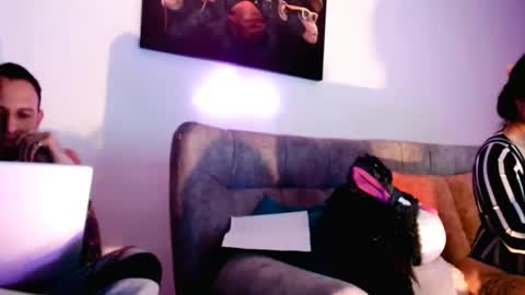 aron 15 online show from 01.28.25