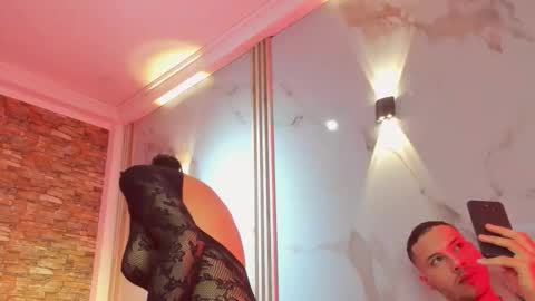 aron and molly online show from 11.21.25