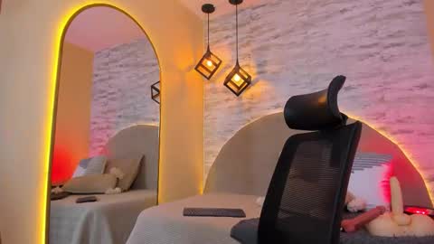 ARON BOLT online show from 03.17.26