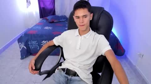 Aaron online show from 10.06.25