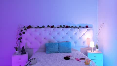 Aron cruz  online show from 02.05.25