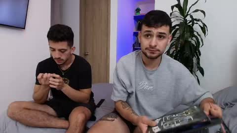 Aron Santoro online show from 04.22.26