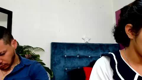 Snapshot of aronandmoli chatting on 07.30.26 aronandmoli online show from 07.30.26
