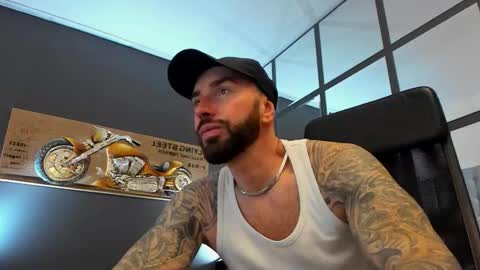 AronGrant online show from 11.11.25