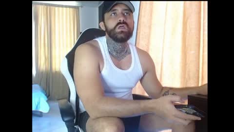 Snapshot of aronmiller404 chatting on 11.09.25 aronmiller online show from 11.09.25