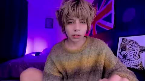 Aaron  online show from 06.04.26