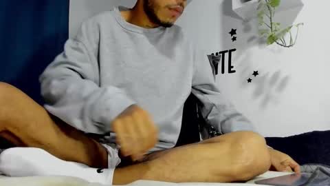 Snapshot of aronxx_ chatting on 10.10.25 BLACK FRIDAY 55 OFF ON MY ONLYFANS. online show from 10.10.25