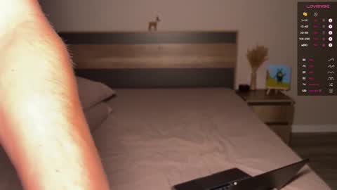 Aron and Phil solo online show from 10.17.25