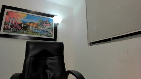 Snapshot of aroon_connor chatting on 02.23.25 online show from 02.23.25