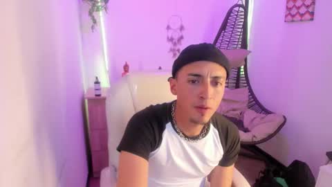 Aron online show from 12.22.25