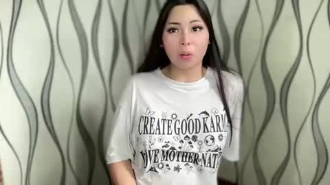 KATE MORE  online show from 10.04.25