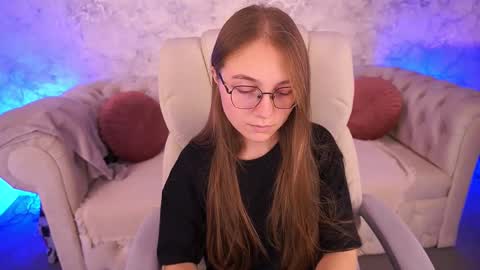 Snapshot of arrinawair chatting on 10.02.25 arrinawair online show from 10.02.25