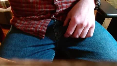 Snapshot of arrrr3 chatting on 12.07.24 arrrr3 online show from 12.07.24