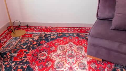 Linda  independent model artgeea online show from 10.02.25