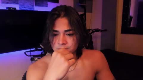 Snapshot of arthur_hunter chatting on 06.16.26 I AM HERE online show from 06.16.26