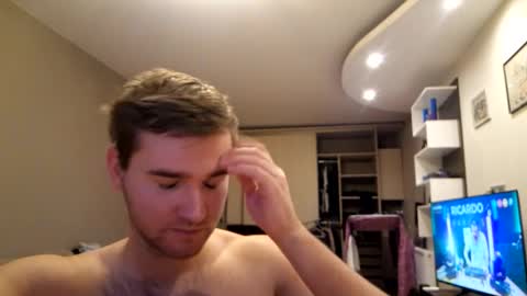 Snapshot of arthurbrums chatting on 11.02.25 Arthur online show from 11.02.25