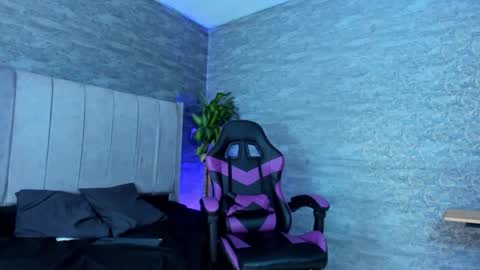 arthurcox_ online show from 11.07.25