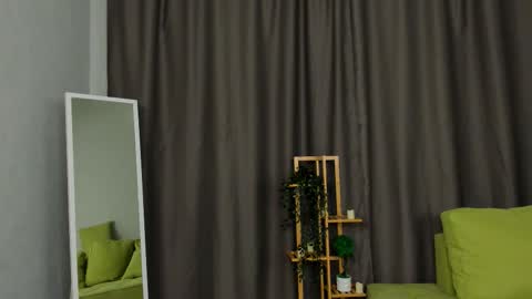 Sara online show from 09.23.25