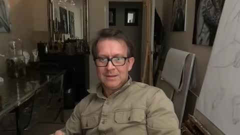 Snapshot of artisterotic chatting on 01.12.25 artisterotic online show from 01.12.25