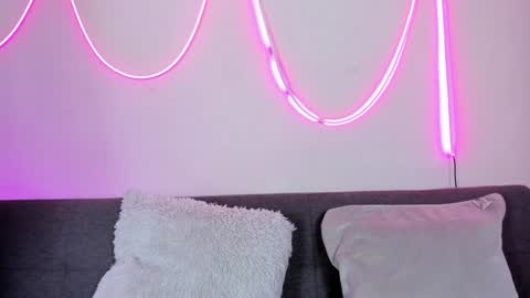 MIA OF artmiajoy online show from 12.17.24