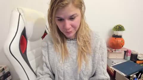 MIA online show from 02.17.25