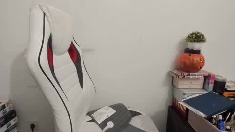 MIA online show from 02.17.25