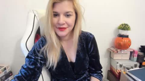 MIA online show from 02.21.25