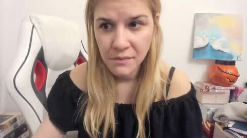 MIA online show from 02.26.25