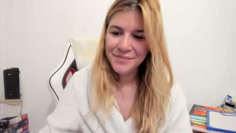 MIA online show from 09.15.25