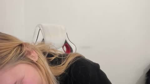 MIA online show from 09.19.25