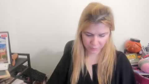 MIA online show from 04.15.26