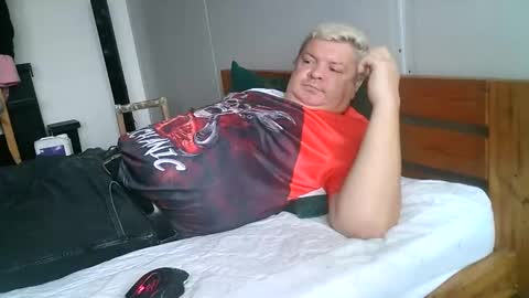 Snapshot of artuditu55 chatting on 10.14.25 artuditu36 online show from 10.14.25