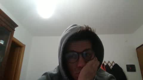 Snapshot of arturpaulval chatting on 02.19.26 arturpaulval online show from 02.19.26