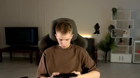 Archie online show from 09.18.25