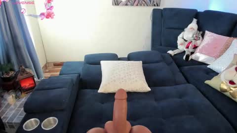 hellen online show from 12.20.24