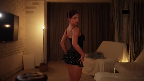 Call me Ann online show from 09.12.25