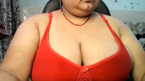 Snapshot of asha3388 chatting on 05.18.26 SONI online show from 05.18.26